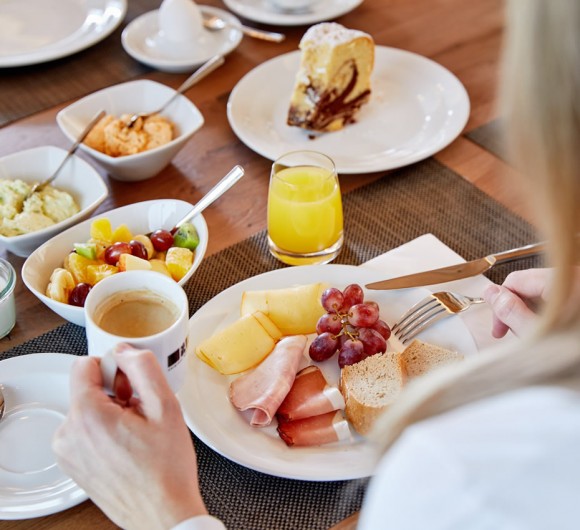 Frühstück in der Berglodge - für den perfekten Start in den Tag