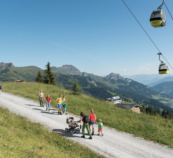 Fahrt mit der Gondelbahn zum Gipfel - auch im Sommer © TVB Großarltal